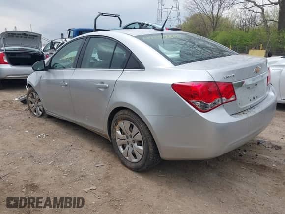 2012 Chevrolet Cruze LS с VIN 1G1PC5SH5C7267984, выставлен на аукционе IAAI как лот 42032898 с пробегом 105 489 миль миль и . История ставок и продаж доступна на DreamBid. Изображение 3.