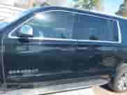 2019 Chevrolet Suburban Premier with VIN 1GNSCJKC5KR360318, listed as a IAAI auction lot 41504344 with 82,997 mi miles and . Bid and sale history available at DreamBid. Image 14.