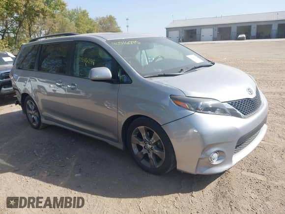 2015 Toyota Sienna SE with VIN 5TDXK3DC3FS558896, listed as a IAAI auction lot 40546295 with 91,686 mi miles and . Bid and sale history available at DreamBid. Image 1.