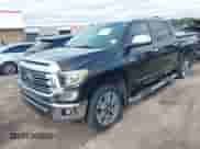 2019 Toyota Tundra SR5 с VIN 5TFAY5F18KX842461, выставлен на аукционе IAAI как лот 43093542 с пробегом 130 182 миль миль и . История ставок и продаж доступна на DreamBid. Изображение 17.