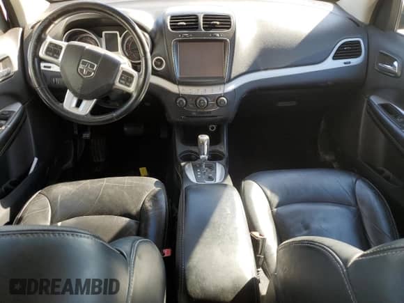 2015 Dodge Journey SXT z VIN 3C4PDDBG0FT569382, wystawiony jako Copart lot #71550295 z przebiegiem 154 117 mil mil oraz Szkoda całkowita • Salvage title. Historia ofert i sprzedaży dostępna na DreamBid. Obrazek 8.