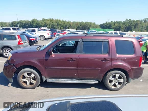2014 Honda Pilot EX-L with VIN 5FNYF4H71EB001743, listed as a IAAI auction lot 43274349 with 251,219 mi miles and . Bid and sale history available at DreamBid. Image 14.