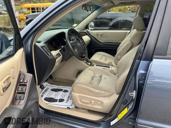 2003 Toyota Highlander с VIN JTEHF21A630155107, выставлен на аукционе Copart как лот 86850115 с пробегом 276 850 миль миль и Чистый • Clean title. История ставок и продаж доступна на DreamBid. Изображение 8.