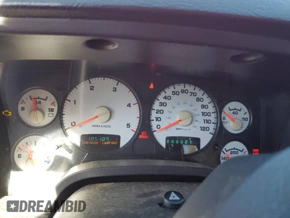 2005 Dodge RAM with VIN 3D3KS28C25G830700, listed as a Copart auction lot 75366004 with 185,109 mi miles and Clean title. Bid and sale history available at DreamBid. Image 9.