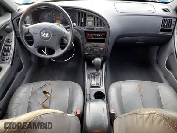 2005 Hyundai Elantra GLS with VIN KMHDN56DX5U162644, listed as a Copart auction lot 67372385 with 181,462 mi miles and Salvage title. Bid and sale history available at DreamBid. Image 8.