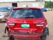 2021 Mitsubishi Outlander ES z VIN JA4ARUAU3MU019380, wystawiony jako IAAI lot #42869543 z przebiegiem 47 305 mil mil oraz . Historia ofert i sprzedaży dostępna na DreamBid. Obrazek 16.