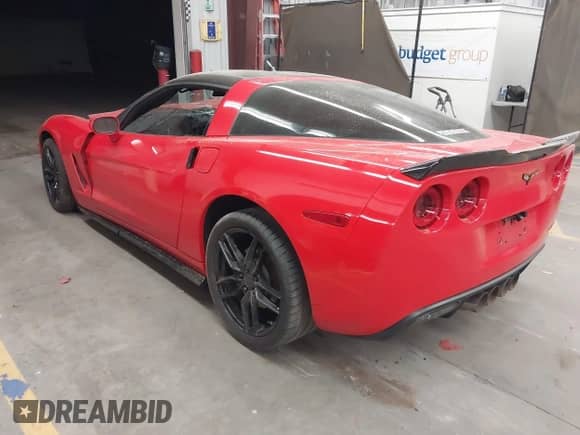 2012 Chevrolet Corvette 1LT с VIN 1G1YE2DW1C5101501, выставлен на аукционе IAAI как лот 41945109 с пробегом Не указан миль и . История ставок и продаж доступна на DreamBid. Изображение 3.