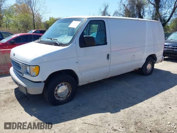 1999 Ford Econoline Cargo с VIN 1FTRE1421XHB21609, выставлен на аукционе IAAI как лот 42070347 с пробегом 103 104 миль миль и . История ставок и продаж доступна на DreamBid. Изображение 2.