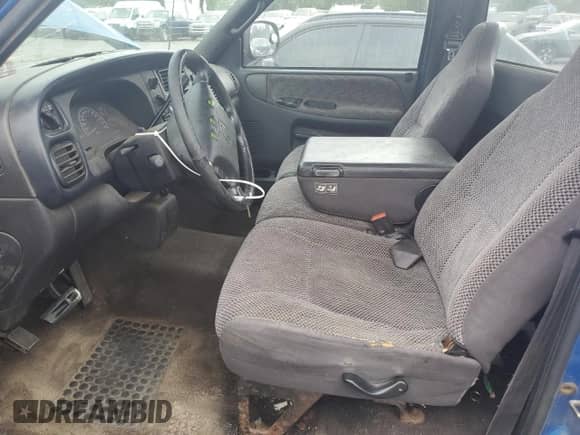 2001 Dodge 1500 с VIN 1B7HC16Z51S651779, выставлен на аукционе Copart как лот 66844705 с пробегом 169 864 миль миль и Списание • Salvage title. История ставок и продаж доступна на DreamBid. Изображение 7.