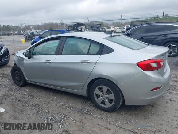 2018 Chevrolet Cruze LS с VIN 1G1BC5SM8J7111460, выставлен на аукционе IAAI как лот 41209427 с пробегом 89 637 миль миль и . История ставок и продаж доступна на DreamBid. Изображение 14.