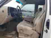 2002 Chevrolet Silverado 1500 с VIN 2GCEC19W221196198, выставлен на аукционе Copart как лот 60430205 с пробегом 90 276 миль миль и Списание • Salvage title. История ставок и продаж доступна на DreamBid. Изображение 7.