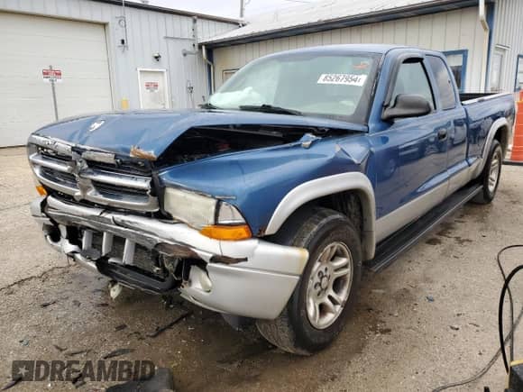 2004 Dodge Dakota SLT с VIN 1D7GL42N44S679924, выставлен на аукционе Copart как лот 85267954 с пробегом 155 295 миль миль и Списание • Salvage title. История ставок и продаж доступна на DreamBid. Изображение 1.
