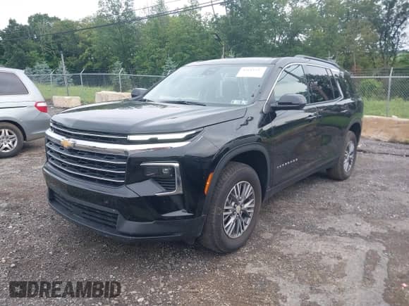 2025 Chevrolet Traverse AWD LT z VIN 1GNEVGRS7SJ256449, wystawiony jako IAAI lot #42645537 z przebiegiem 3 205 mil mil oraz . Historia ofert i sprzedaży dostępna na DreamBid. Obrazek 17.