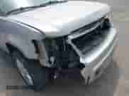 2009 Chevrolet Suburban LTZ z VIN 1GNFK36339R283999, wystawiony jako IAAI lot #42495188 z przebiegiem 203 063 mil mil oraz . Historia ofert i sprzedaży dostępna na DreamBid. Obrazek 6.