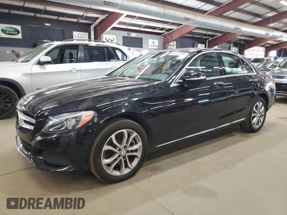2015 Mercedes-Benz C 300 Luxury с VIN 55SWF4KB9FU037894, выставлен на аукционе Copart как лот 89516185 с пробегом 112 108 миль миль и Чистый • Clean title. История ставок и продаж доступна на DreamBid. Изображение 1.