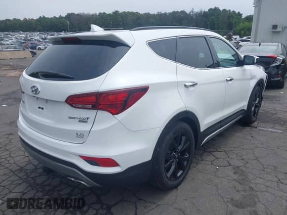 2017 Hyundai Santa Fe Ultimate с VIN 5XYZW4LA4HG446482, выставлен на аукционе IAAI как лот 42933121 с пробегом 92 805 миль миль и . История ставок и продаж доступна на DreamBid. Изображение 4.