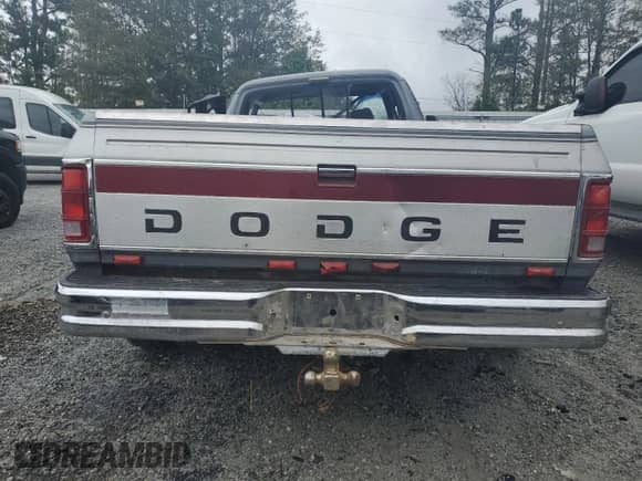 1993 Dodge D/W 350 with VIN 3B7ME33C9PM168205, listed as a Copart auction lot 79163384 with Not provided miles and Salvage title. Bid and sale history available at DreamBid. Image 6.