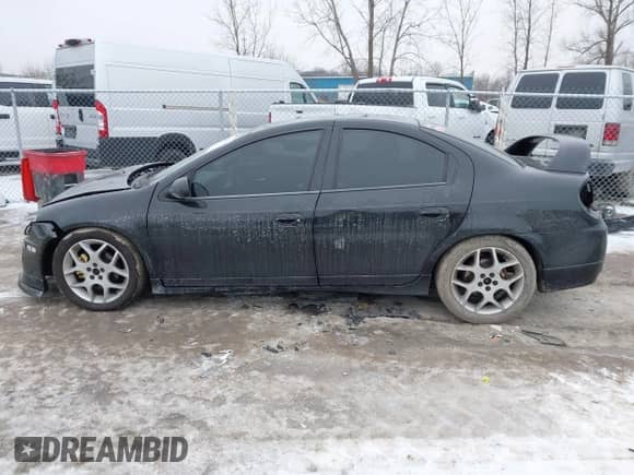 2004 Dodge Neon SRT-4 z VIN 1B3ES66S94D642373, wystawiony jako IAAI lot #41559811 z przebiegiem 114 865 mil mil oraz . Historia ofert i sprzedaży dostępna na DreamBid. Obrazek 15.