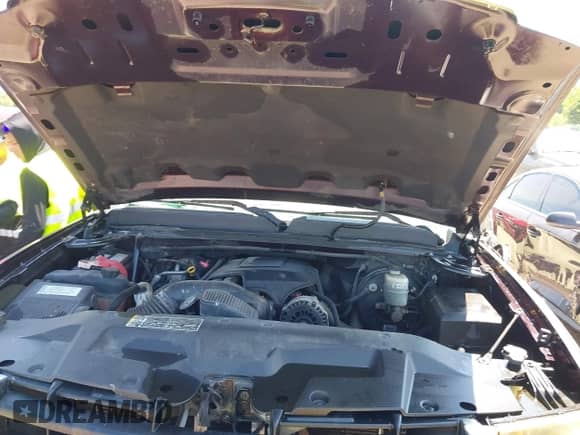 2008 GMC Sierra 1500 Work Truck with VIN 2GTEK133281268396, listed as a IAAI auction lot 42760275 with Not provided miles and . Bid and sale history available at DreamBid. Image 10.