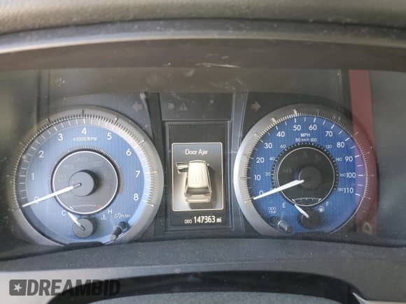 2015 Toyota Sienna XLE with VIN 5TDYK3DC9FS642659, listed as a Copart auction lot 70899615 with 147,363 mi miles and Salvage title. Bid and sale history available at DreamBid. Image 9.