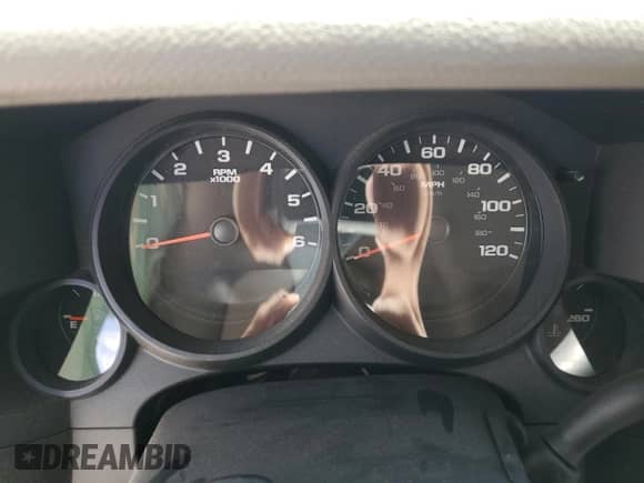 2010 GMC Sierra 1500 SL z VIN 3GTRCUEA8AG184012, wystawiony jako Copart lot #68504844 z przebiegiem Nie podano mil oraz Szkoda całkowita • Salvage title. Historia ofert i sprzedaży dostępna na DreamBid. Obrazek 9.