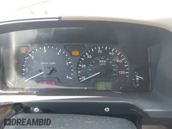 2000 Land Rover Discovery Cloth with VIN SALTY154XYA271377, listed as a IAAI auction lot 42493291 with 221,124 mi miles and . Bid and sale history available at DreamBid. Image 7.