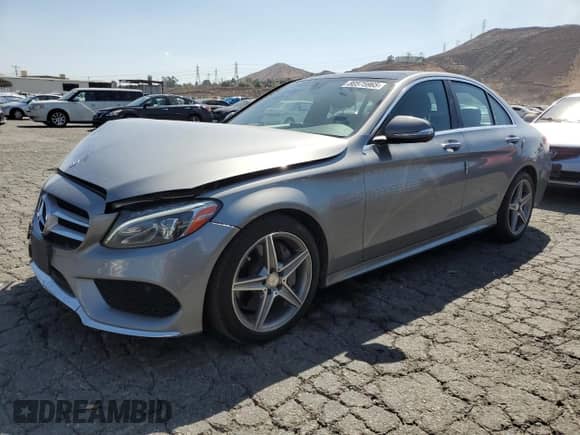 2015 Mercedes-Benz C 300 with VIN 55SWF4JB3FU070892, listed as a Copart auction lot 80575965 with 148,458 mi miles and Salvage title. Bid and sale history available at DreamBid. Image 1.