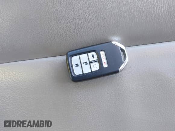 2021 Honda Pilot Touring 7-Passenger with VIN 5FNYF5H64MB031671, listed as a IAAI auction lot 41332415 with 90,411 mi miles and . Bid and sale history available at DreamBid. Image 11.