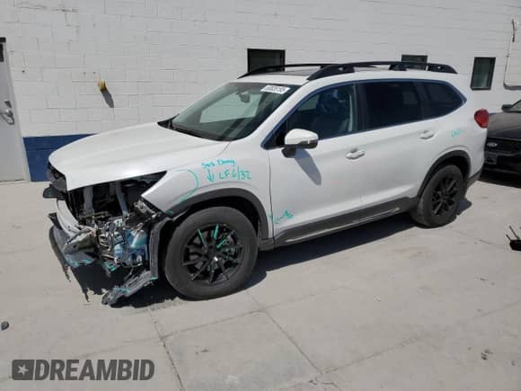 2021 Subaru Ascent Limited with VIN 4S4WMAPD7M3416883, listed as a Copart auction lot 60826195 with 61,012 mi miles and Salvage title. Bid and sale history available at DreamBid. Image 1.