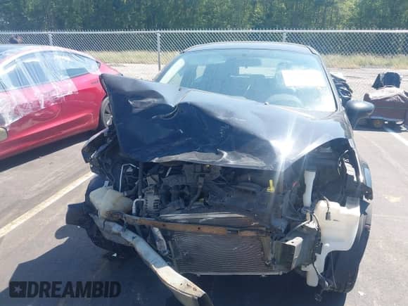 2016 Ford Fiesta S z VIN 3FADP4TJ6GM141872, wystawiony jako IAAI lot #43140520 z przebiegiem 169 678 mil mil oraz . Historia ofert i sprzedaży dostępna na DreamBid. Obrazek 13.