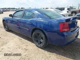 2007 Dodge Charger с VIN 2B3KA43G17H789417, выставлен на аукционе IAAI как лот 43236068 с пробегом 235 848 миль миль и . История ставок и продаж доступна на DreamBid. Изображение 3.