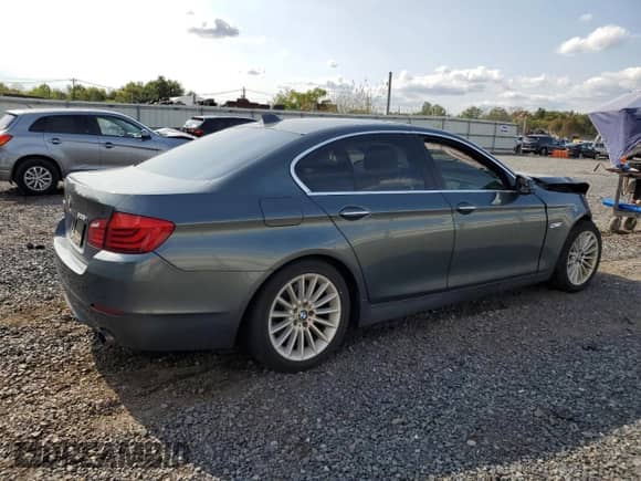 2013 BMW 5 Series 535i xDrive with VIN WBAFU7C55DDU72463, listed as a Copart auction lot 71404435 with Not provided miles and Salvage title. Bid and sale history available at DreamBid. Image 3.