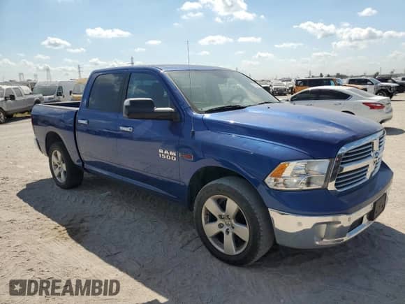 2016 Ram 1500 Lone Star z VIN 1C6RR6LM1GS107689, wystawiony jako Copart lot #72047384 z przebiegiem 69 490 mil mil oraz Czysty tytuł • Clean title. Historia ofert i sprzedaży dostępna na DreamBid. Obrazek 4.