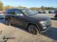 2018 Jeep Grand Cherokee Sterling z VIN 1C4RJFBG9JC484333, wystawiony jako Copart lot #84976175 z przebiegiem 75 861 mil mil oraz Szkoda całkowita • Salvage title. Historia ofert i sprzedaży dostępna na DreamBid. Obrazek 4.