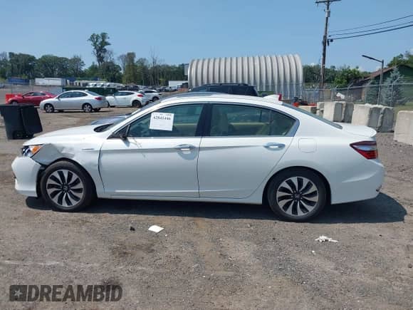 2017 Honda Accord EX-L с VIN JHMCR6F57HC018724, выставлен на аукционе IAAI как лот 42841446 с пробегом 81 693 миль миль и . История ставок и продаж доступна на DreamBid. Изображение 14.