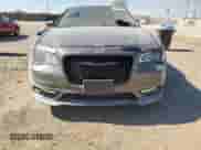 2022 Chrysler 300 Touring L с VIN 2C3CCADG3NH127382, выставлен на аукционе Copart как лот 86500405 с пробегом 53 355 миль миль и Списание • Salvage title. История ставок и продаж доступна на DreamBid. Изображение 5.