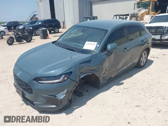 2025 Honda HR-V LX with VIN 3CZRZ1H31SM753421, listed as a IAAI auction lot 42942520 with 2,776 mi miles and . Bid and sale history available at DreamBid. Image 2.