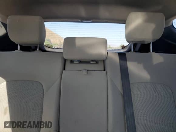 2016 Hyundai Santa Fe с VIN 5XYZU3LB9GG367624, выставлен на аукционе Copart как лот 67372485 с пробегом 123 986 миль миль и Списание • Salvage title. История ставок и продаж доступна на DreamBid. Изображение 10.