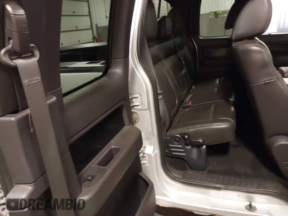 2011 Ford F-150 XL with VIN 1FTFX1EF6BKD89517, listed as a IAAI auction lot 42934233 with 236,590 mi miles and . Bid and sale history available at DreamBid. Image 8.