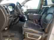 2019 Ram 1500 Laramie с VIN 1C6RREJT9KN684059, выставлен на аукционе Copart как лот 71441845 с пробегом 106 478 миль миль и Списание • Salvage title. История ставок и продаж доступна на DreamBid. Изображение 7.