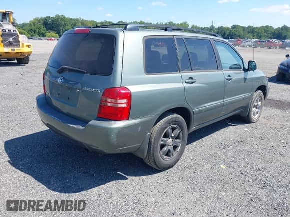 2004 Toyota Highlander with VIN JTEEP21A740007338, listed as a IAAI auction lot 42970676 with 301,500 mi miles and . Bid and sale history available at DreamBid. Image 4.