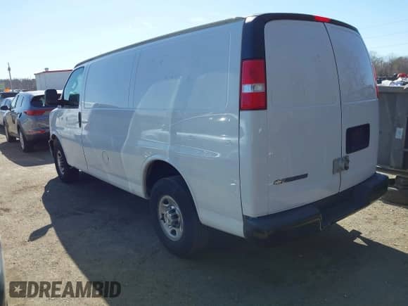 2017 Chevrolet Express Cargo z VIN 1GCWGAFFXH1342794, wystawiony jako IAAI lot #41849272 z przebiegiem 126 077 mil mil oraz . Historia ofert i sprzedaży dostępna na DreamBid. Obrazek 3.