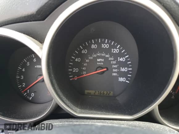 2004 Lexus SC 430 z VIN JTHFN48Y140057860, wystawiony jako Copart lot #68478855 z przebiegiem 276 632 mil mil oraz Szkoda całkowita • Salvage title. Historia ofert i sprzedaży dostępna na DreamBid. Obrazek 9.