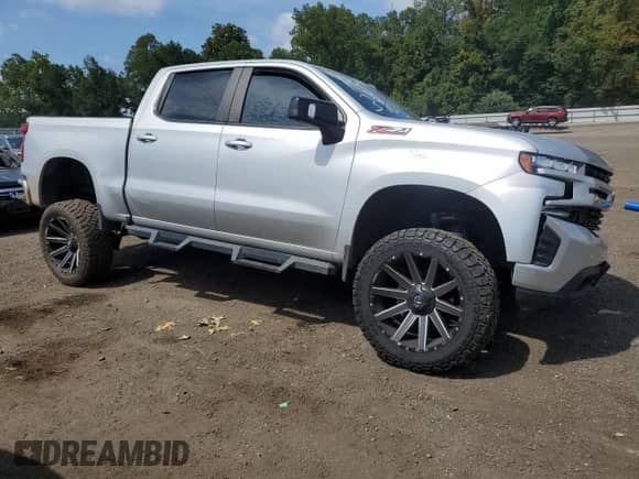 2022 Chevrolet Silverado 1500 RST с VIN 1GCUYEEL0NZ163955, выставлен на аукционе Copart как лот 68936295 с пробегом 32 525 миль миль и Списание • Salvage title. История ставок и продаж доступна на DreamBid. Изображение 4.
