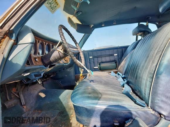 1971 Chevrolet Monte Carlo с VIN 138571L156489, выставлен на аукционе Copart как лот 62343445 с пробегом 29 672 миль миль и Чистый • Clean title. История ставок и продаж доступна на DreamBid. Изображение 7.