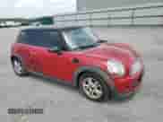 2011 MINI Hardtop with VIN WMWSU3C5XBTX96079, listed as a Copart auction lot 60990665 with 108,263 mi miles and Clean title. Bid and sale history available at DreamBid. Image 4.