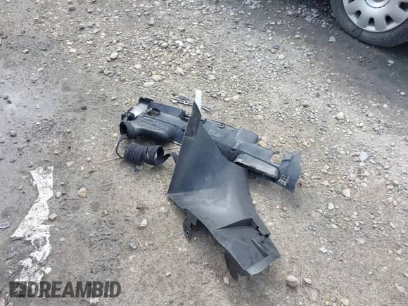 2011 Ram 1500 SLT с VIN 1D7RV1GT2BS679197, выставлен на аукционе IAAI как лот 43059227 с пробегом 179 266 миль миль и . История ставок и продаж доступна на DreamBid. Изображение 11.