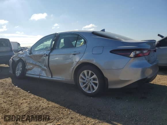 2022 Toyota Camry LE с VIN 4T1C11AK2NU707161, выставлен на аукционе Copart как лот 81504925 с пробегом 33 258 миль миль и Списание • Salvage title. История ставок и продаж доступна на DreamBid. Изображение 2.