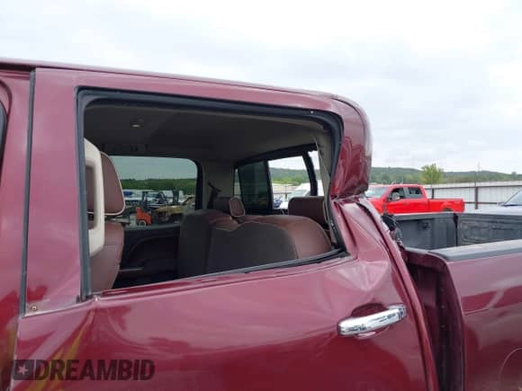 2016 Chevrolet Silverado 2500HD High Country с VIN 1GC1KXE82GF210161, выставлен на аукционе IAAI как лот 43229232 с пробегом 168 386 миль миль и . История ставок и продаж доступна на DreamBid. Изображение 6.