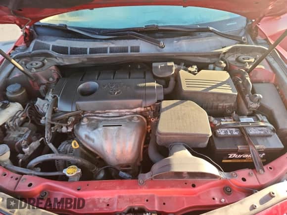 2011 Toyota Camry LE z VIN 4T4BF3EK4BR189395, wystawiony jako Copart lot #82534315 z przebiegiem 253 252 mil mil oraz Czysty tytuł • Clean title. Historia ofert i sprzedaży dostępna na DreamBid. Obrazek 11.